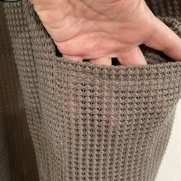 New! Blakeley Waffle Knit Cardi - Picture 3 of 3